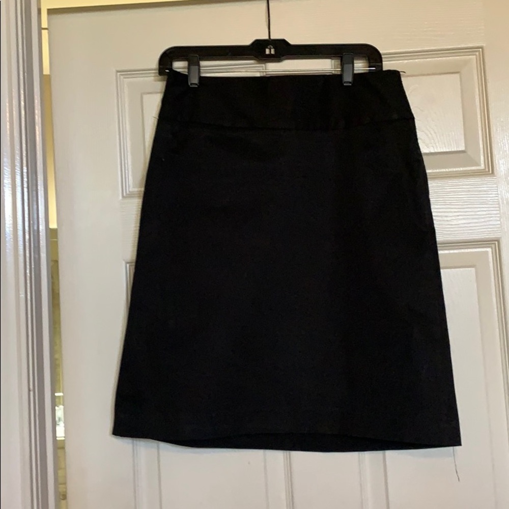 Fully lined pencil skirt